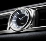13 Lexus GS-350 - clock