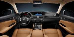 13 Lexus GS-350 - interior front